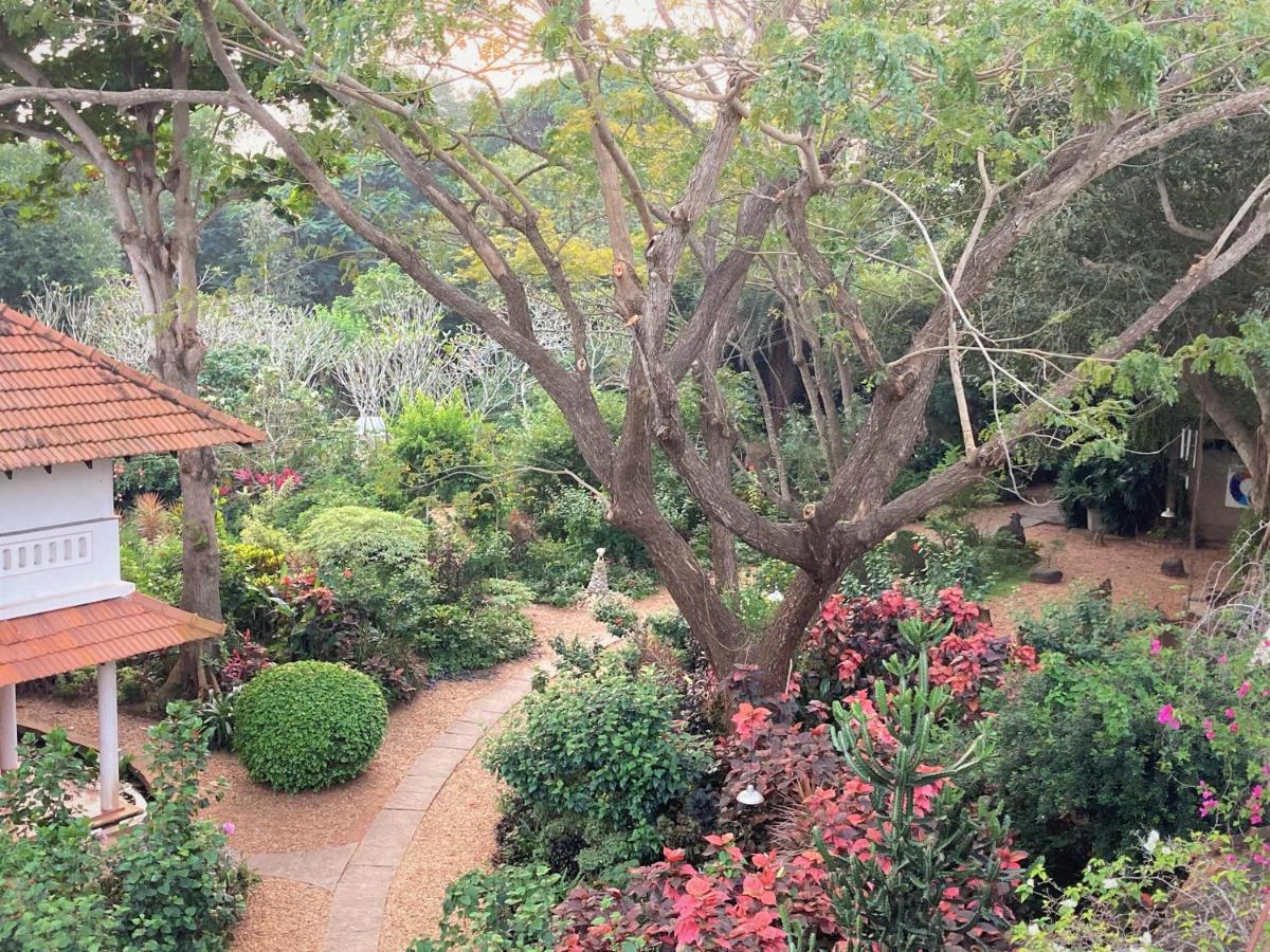 Gaia'S Garden Guest House Auroville Exteriör bild