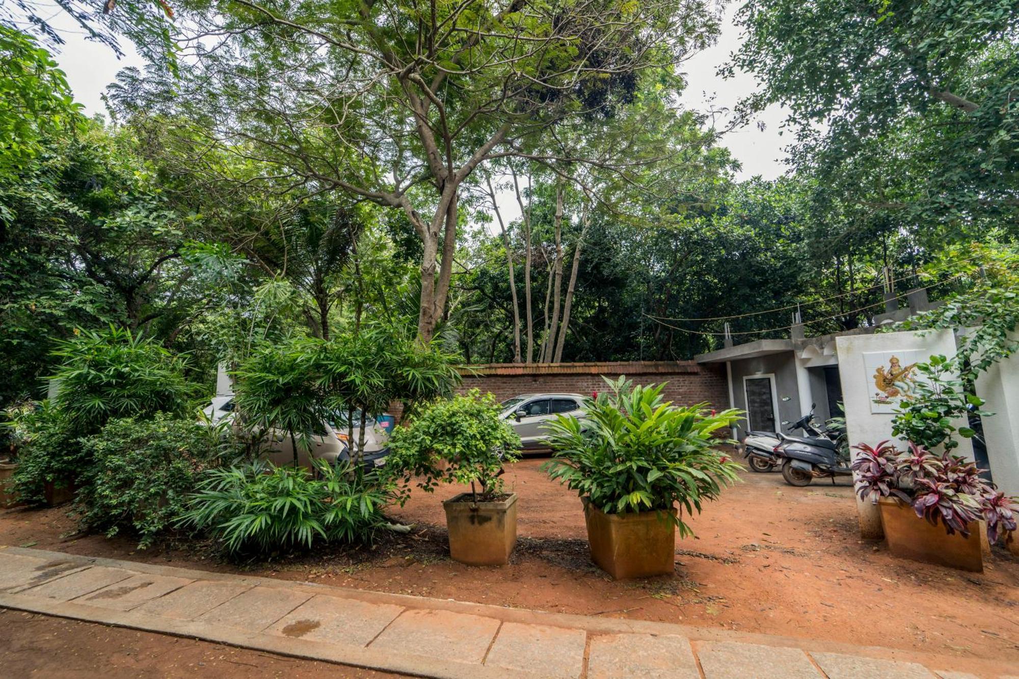 Gaia'S Garden Guest House Auroville Exteriör bild