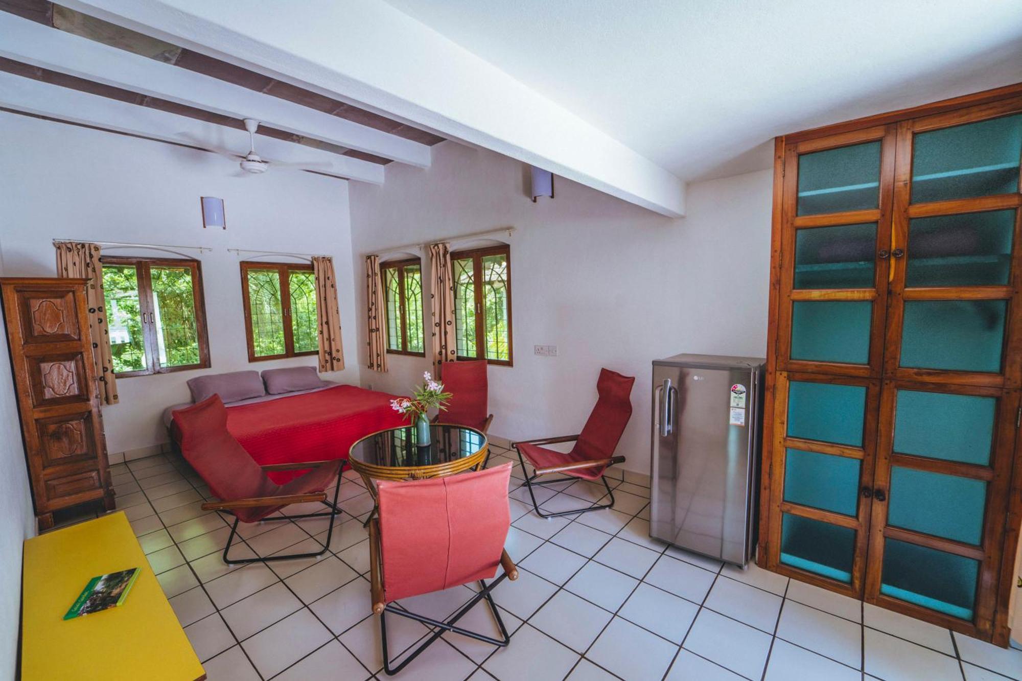 Gaia'S Garden Guest House Auroville Rum bild